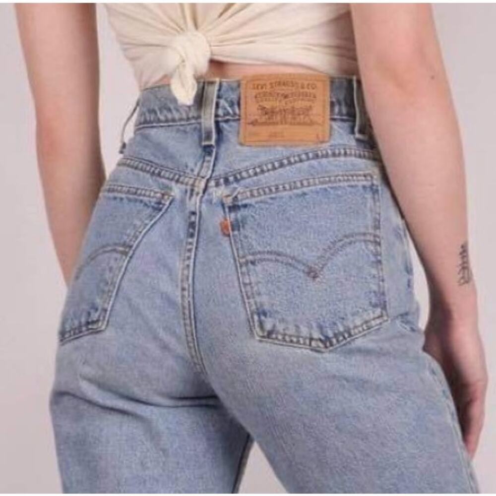 LEVIS Vintage 912 High Rise Slim Fit Mom Jeans 16